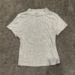 Me to we short sleeve slight turtleneck size small